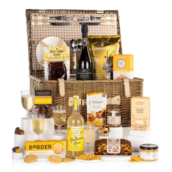 The Perfect Picnic Hamper